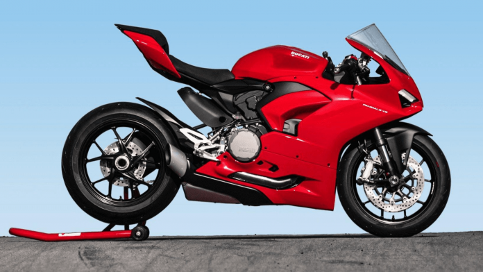 Sports Bike Ducati Panigale V2